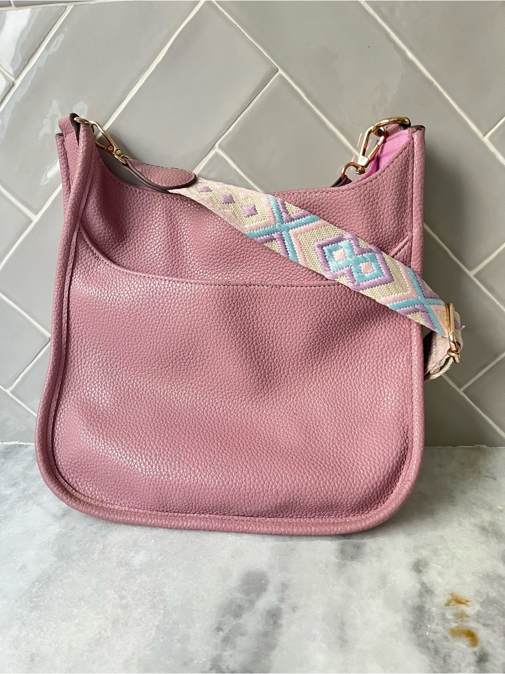 Dusty Pink Pebbled Leather Shoulder Bag with Patterned Strap